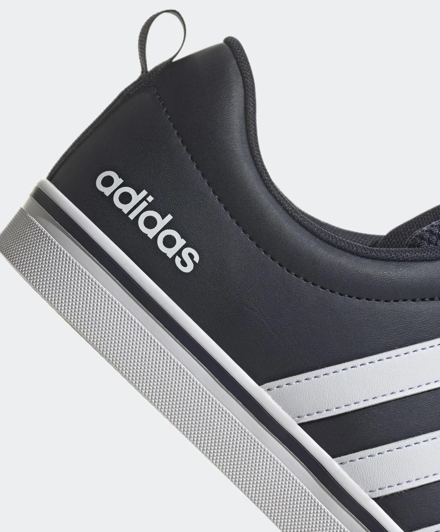 Adidas VS Pace 2.0