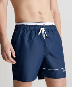 Calvin Klein Shorts Medium Double