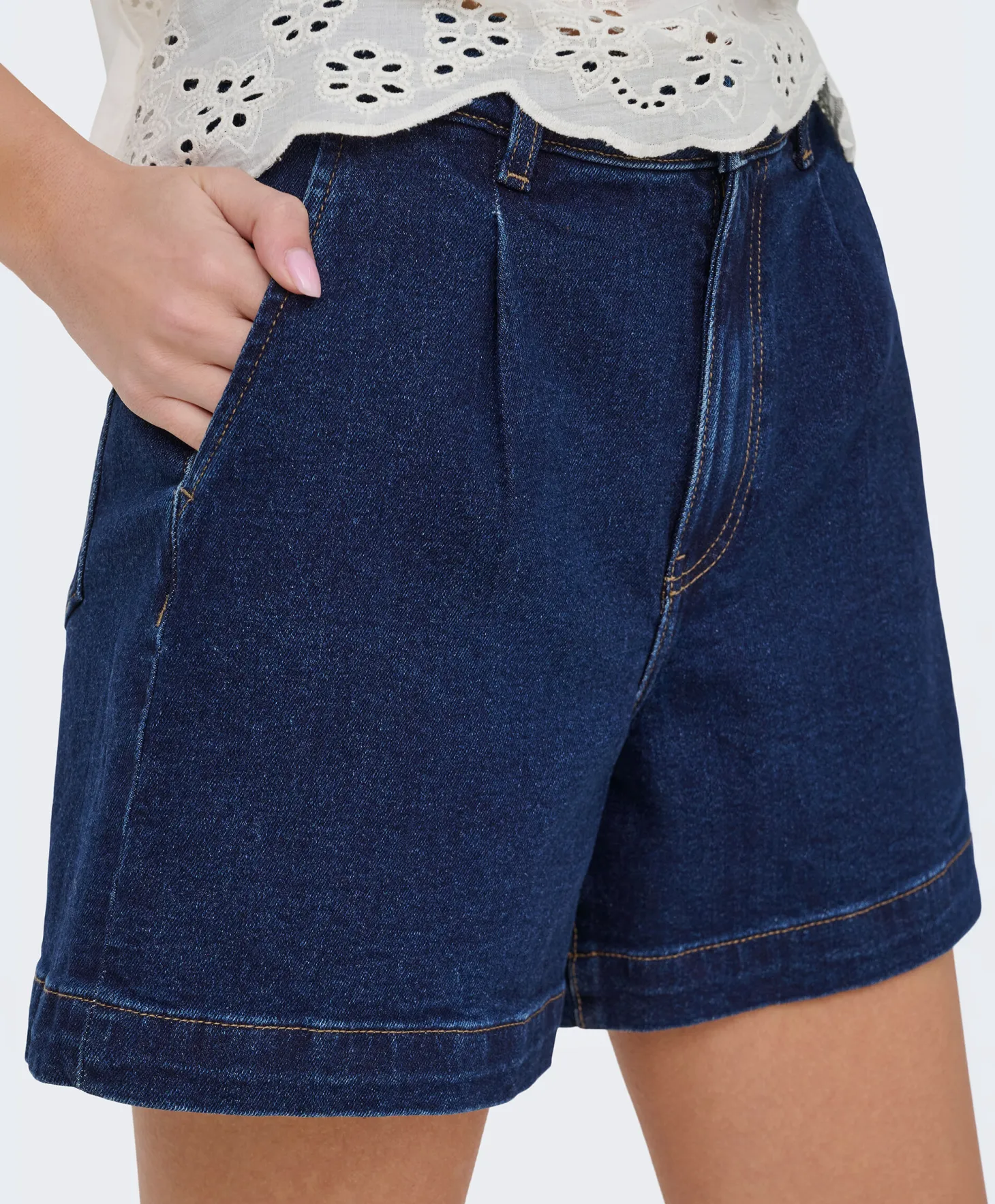JDY Valerie Shorts
