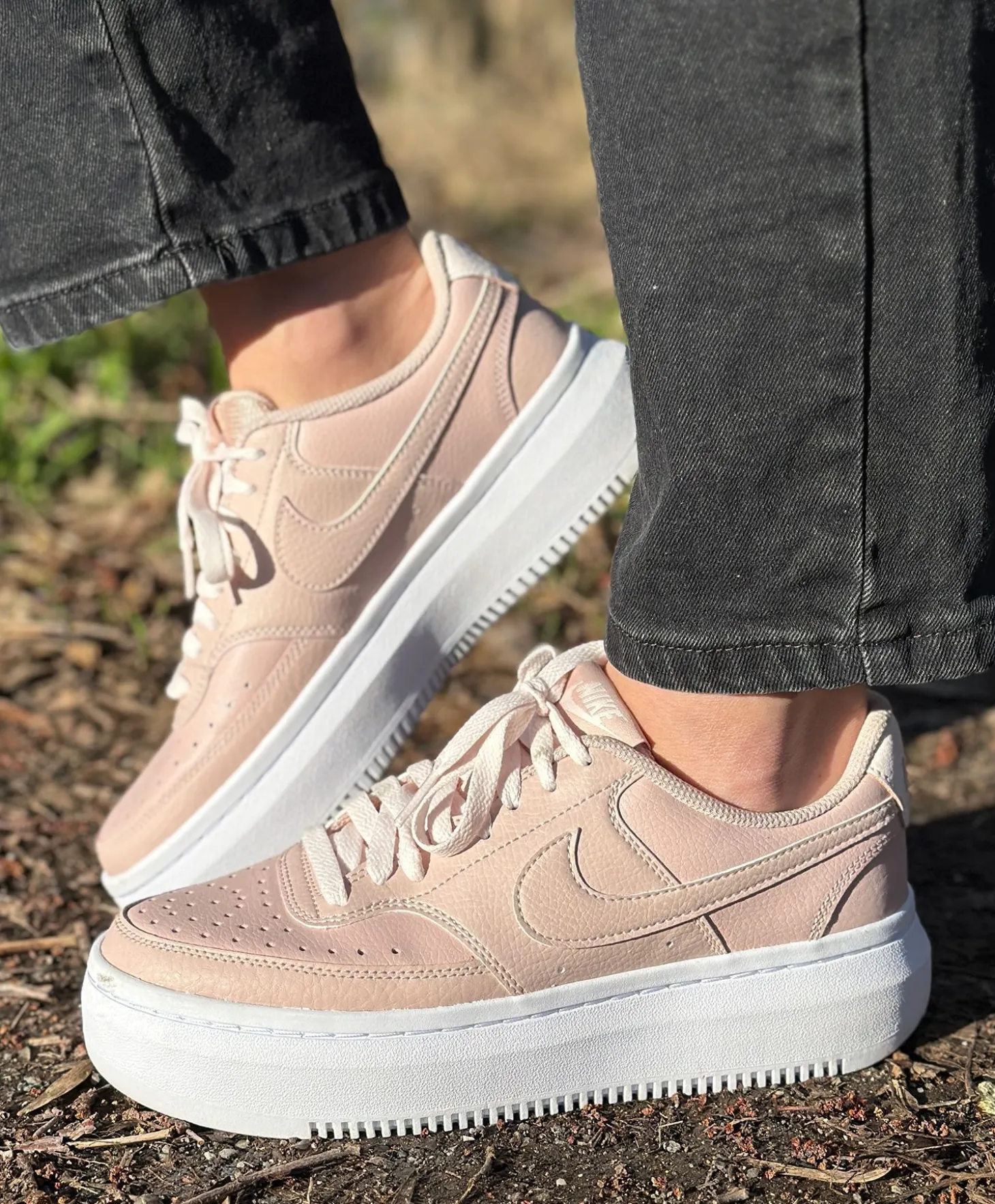 Nike Wmns Court Vision Alta Damesko