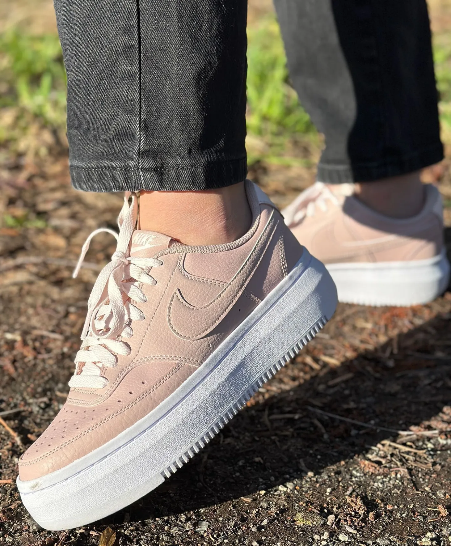 Nike Wmns Court Vision Alta Damesko