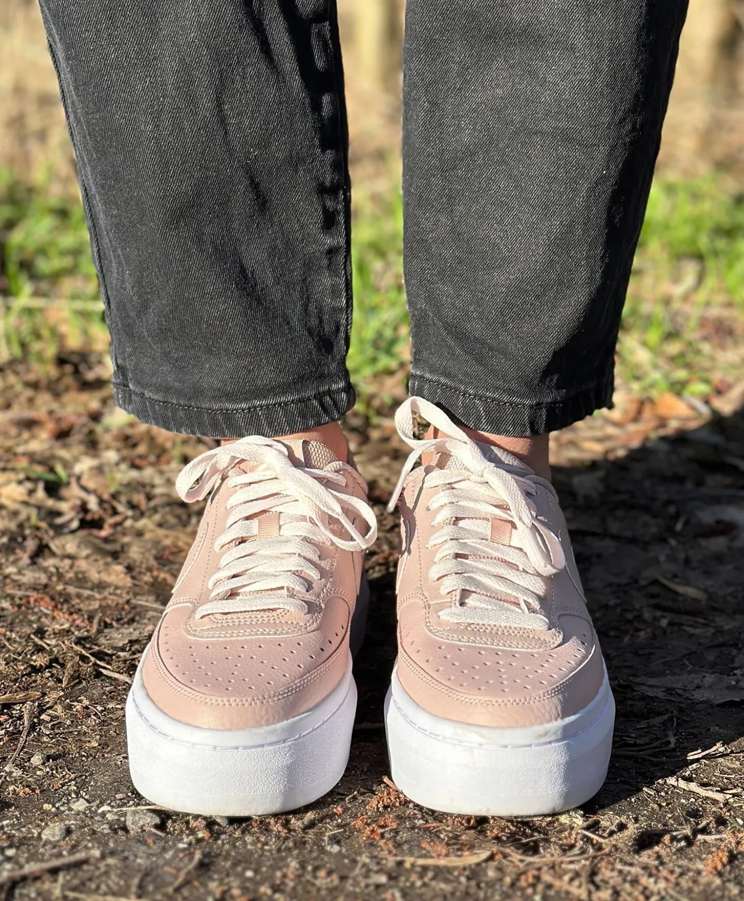 Nike Wmns Court Vision Alta Damesko