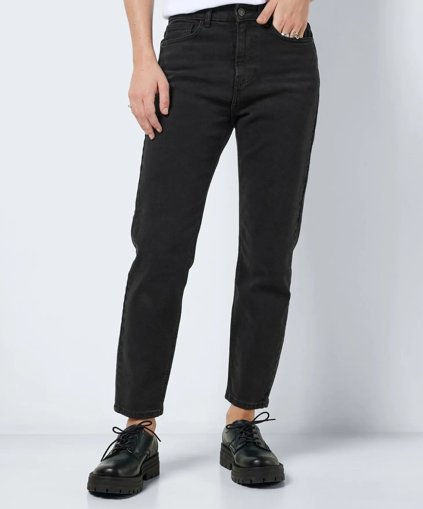 NMMoni HW Straight Jeans