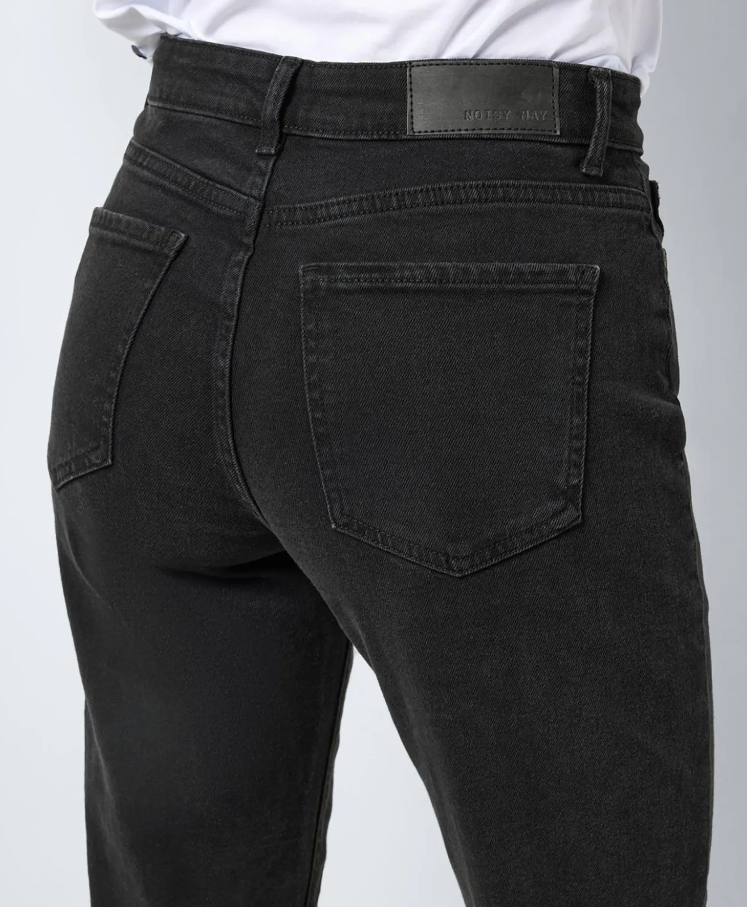 NMMoni HW Straight Jeans