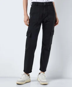 Noisy May Moni Utility Cargo