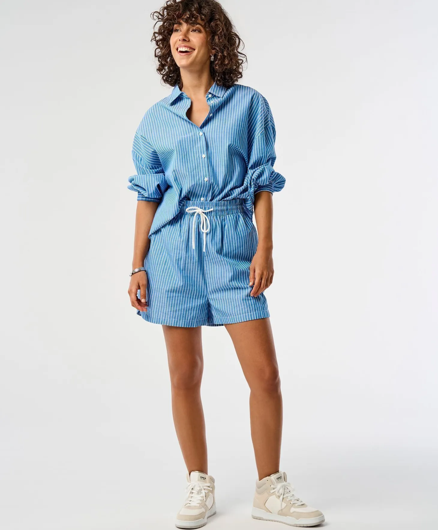 Only Arja Stripe Shorts