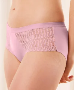 Triumph Aura Spotlight Maxi