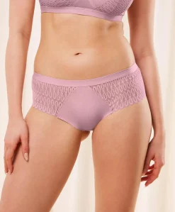 Triumph Aura Spotlight Maxi